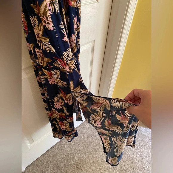 New look floral maxi sundress open sides - Picture 3 of 7